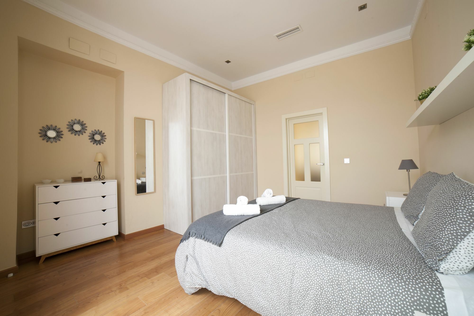 Alohamundi Quevedo Apartment Seville Ngoại thất bức ảnh