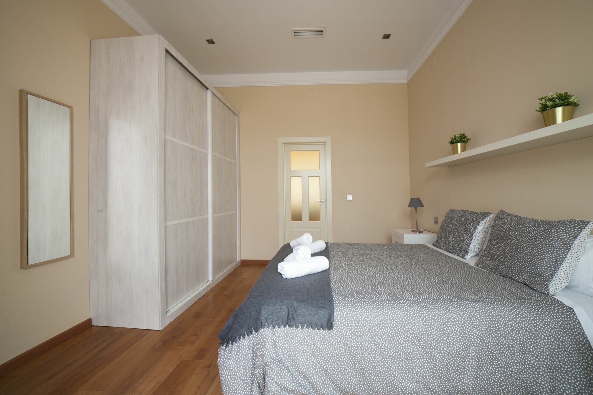 Alohamundi Quevedo Apartment Seville Ngoại thất bức ảnh